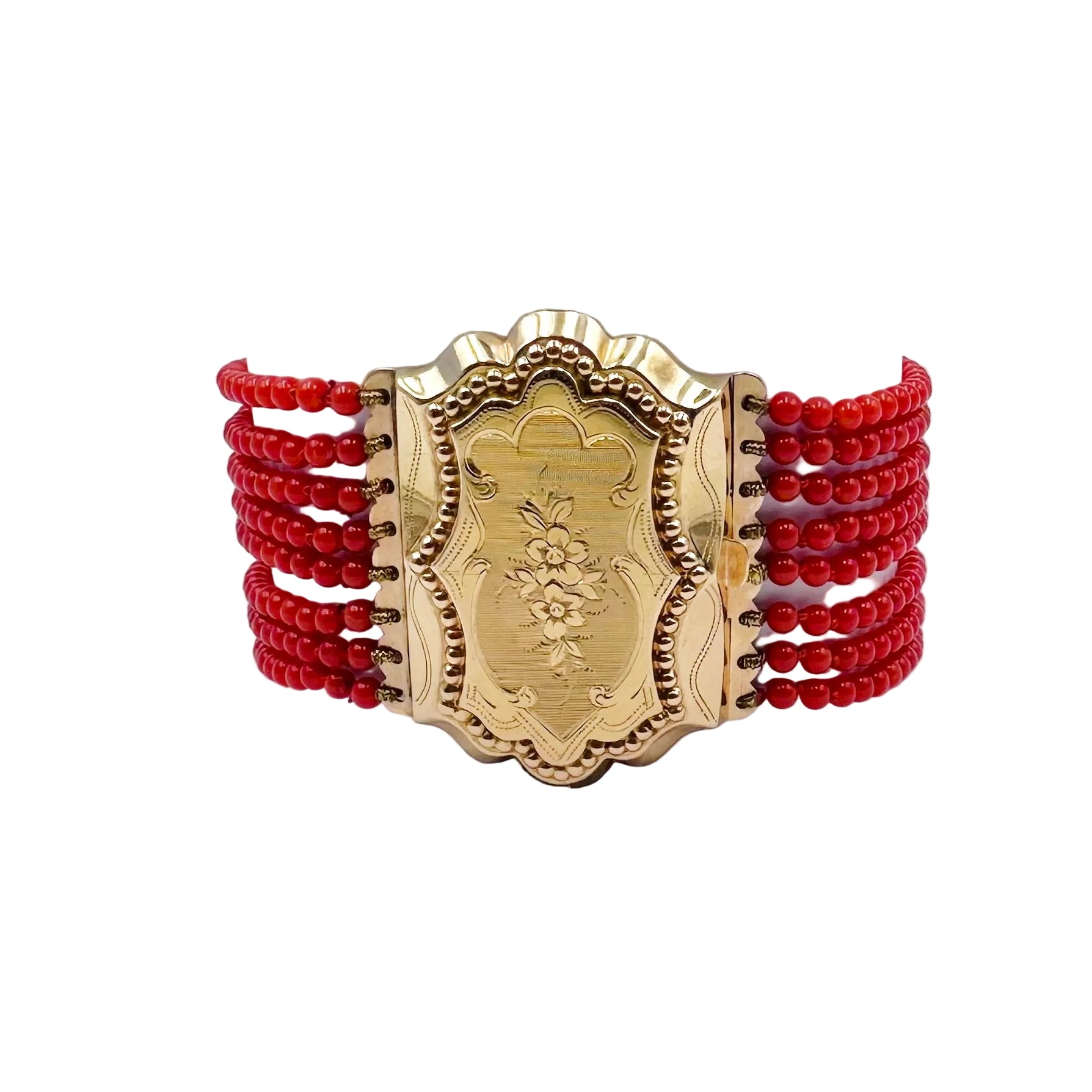 Bracelet in Yellow gold with Coral Pearls