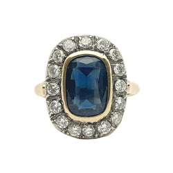 "Entourage" Ring in Yellow Gold, Sapphire, and Diamonds
