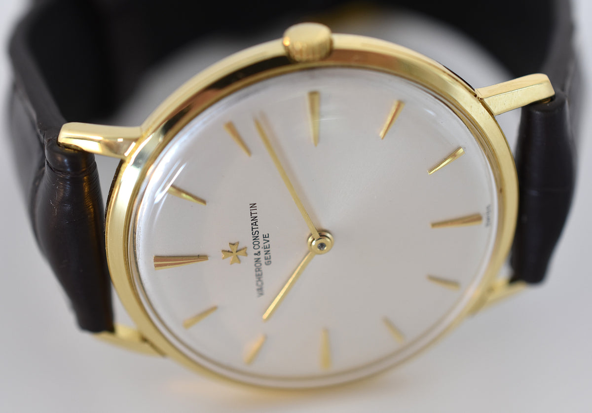 VACHERON & CONSTANTIN watch in yellow gold and leather