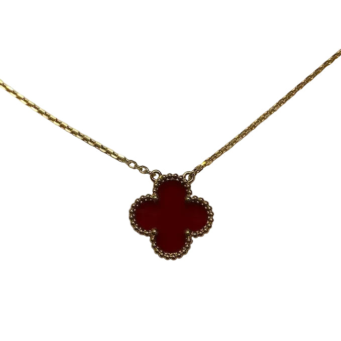 VAN CLEEF & ARPELS "Vintage Alhambra" Pendant Necklace in yellow gold and carnelian