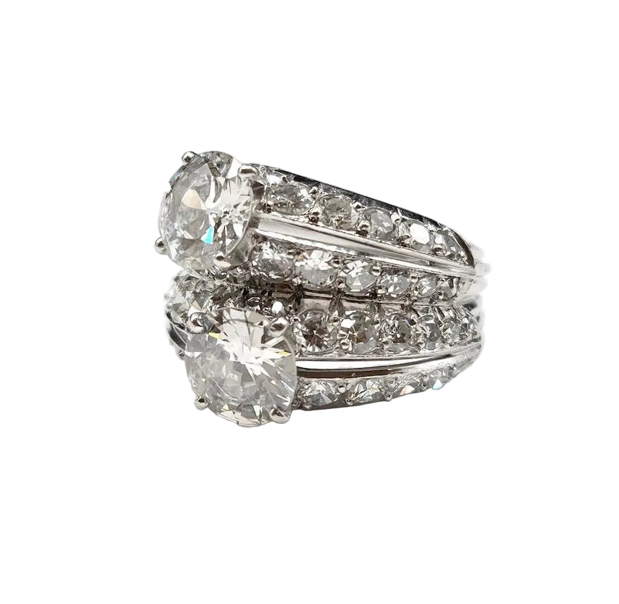 "Toi & Moi" Ring in Platinum and Diamonds