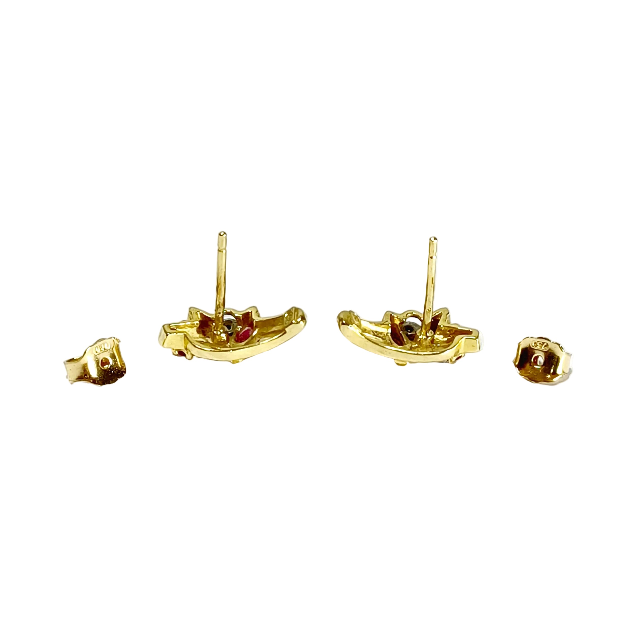Boucles d'oreilles en or jaune, rubis et diamants