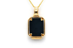 Pendentif en or jaune et camée