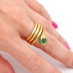 Bague en or jaune, émeraude et diamants