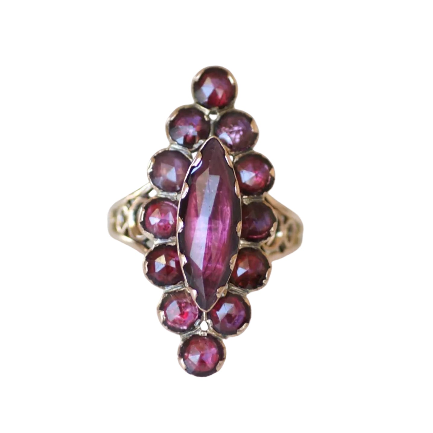Bague Marquise en or rose et grenats