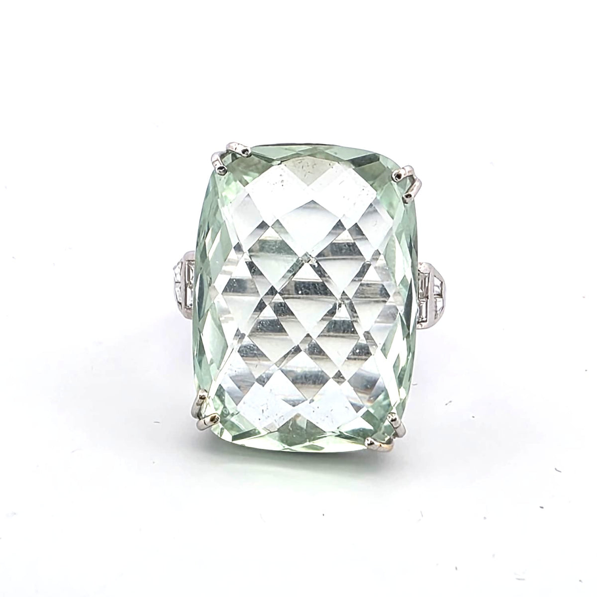 Bague Cocktail en or blanc et aigue-marine