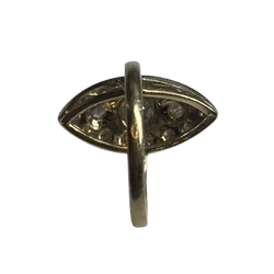 Marquise Ring in White Gold and Diamonds