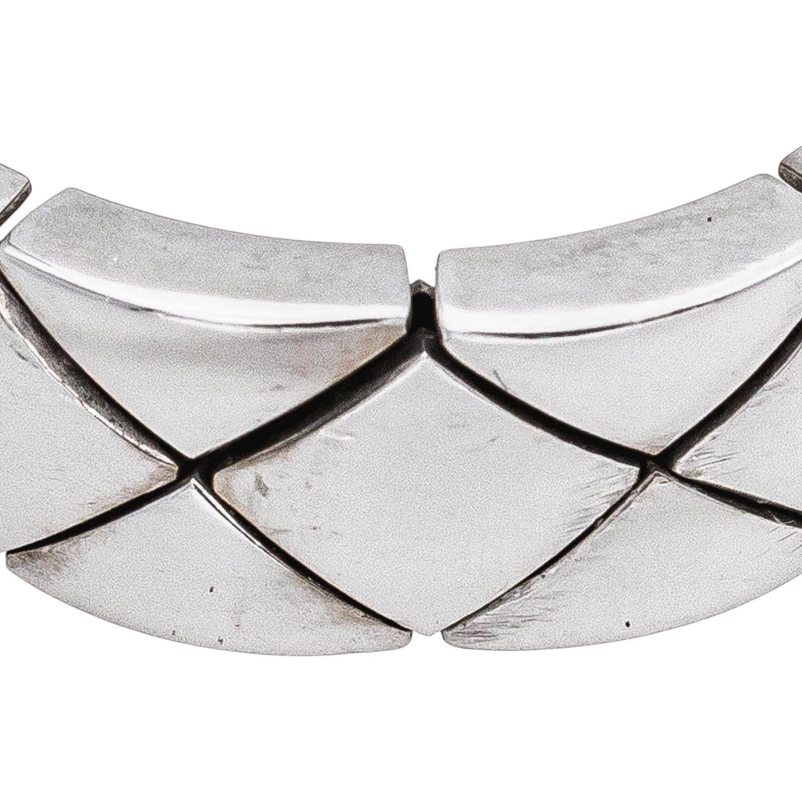 Chanel Coco Crush Ring in White gold