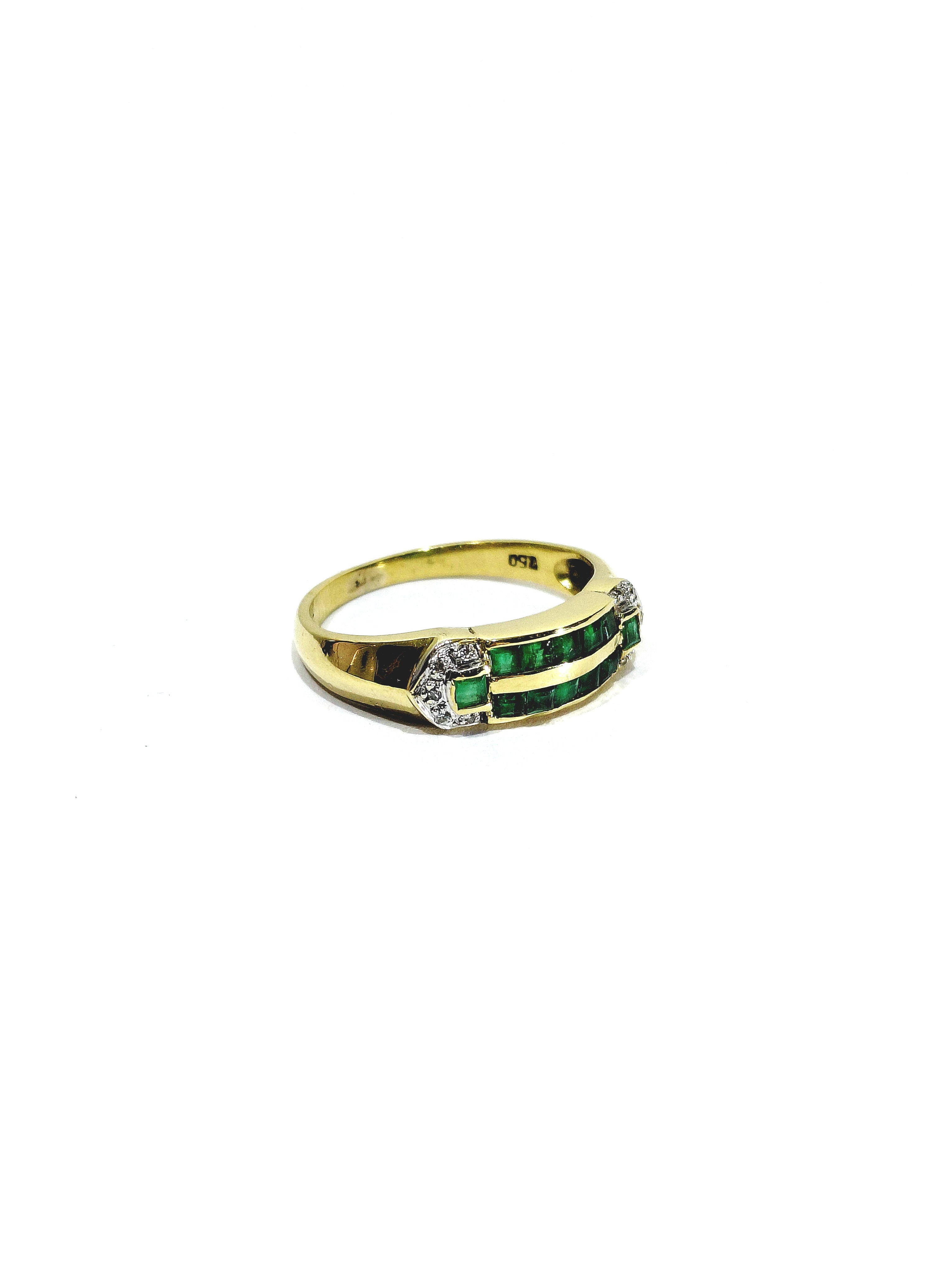 Yellow Gold Ring with Diamonds and Emeralds