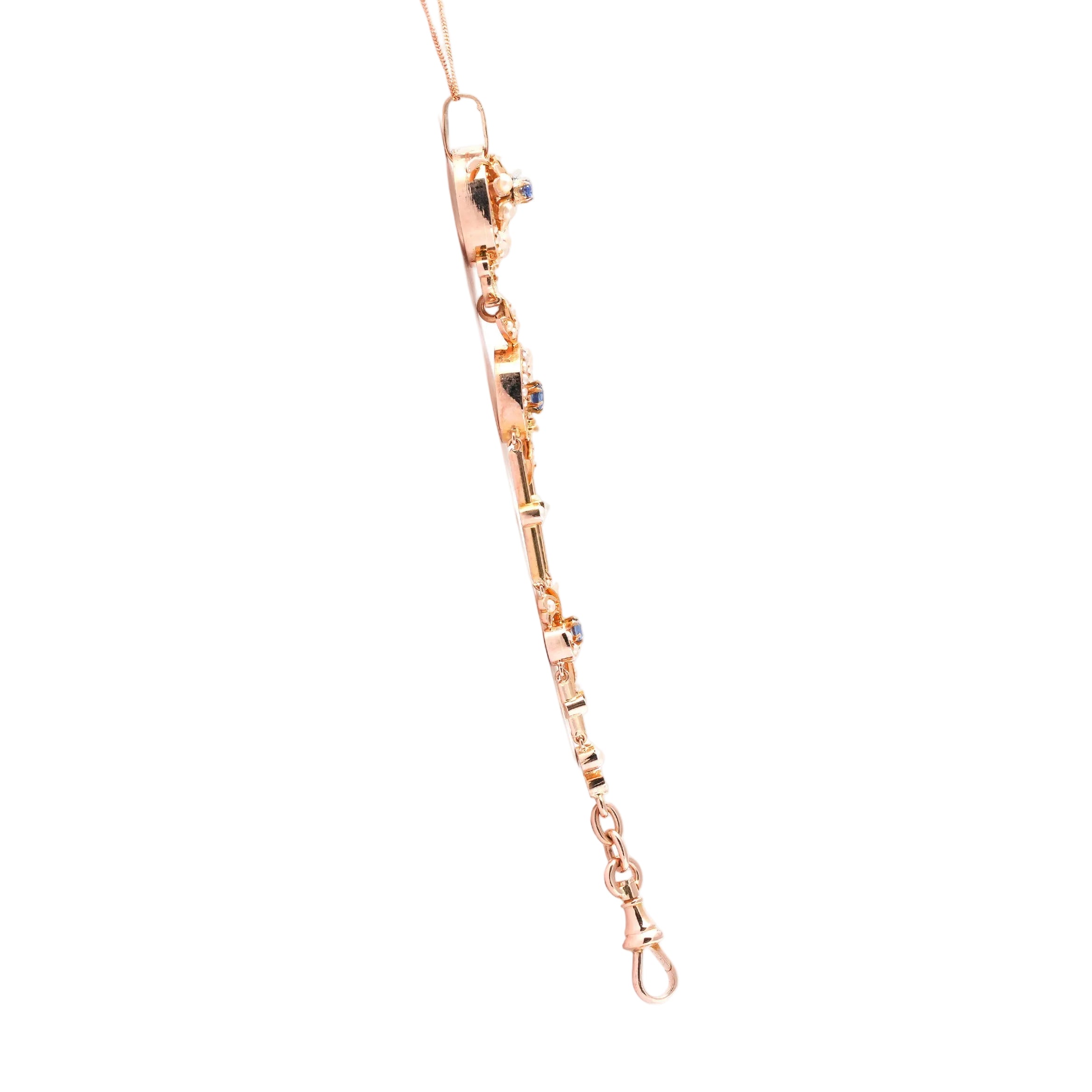 Yellow gold pendant with pearls and sapphires