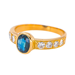 Yellow gold Sapphire Ring