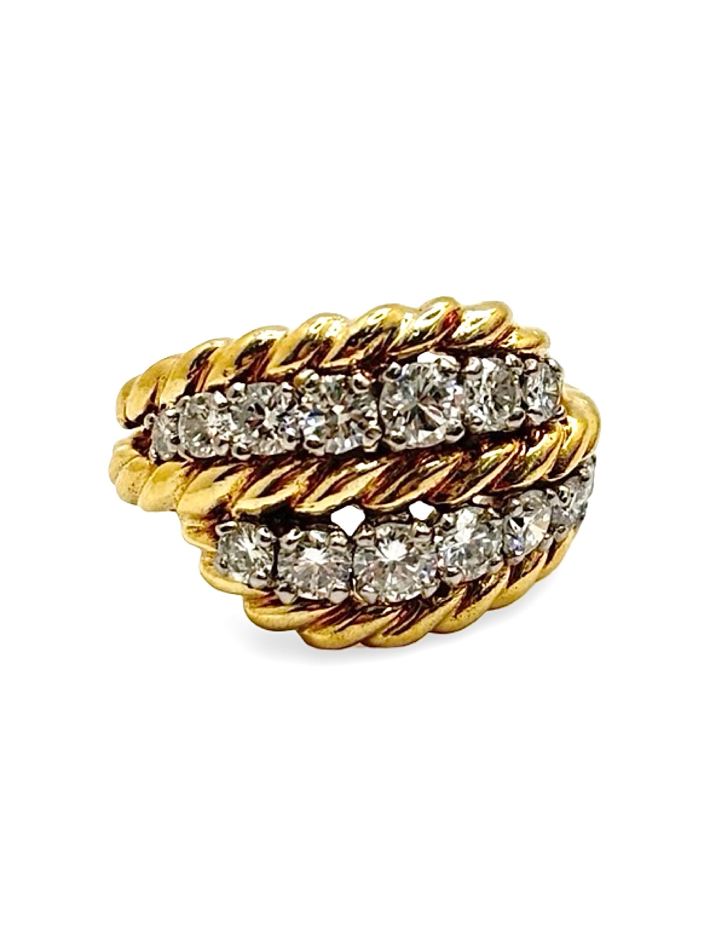 VAN CLEEF & ARELS Cocktail Ring in yellow gold and diamonds