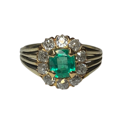 "Entourage" Ring in Yellow Gold, Emerald, and Diamonds