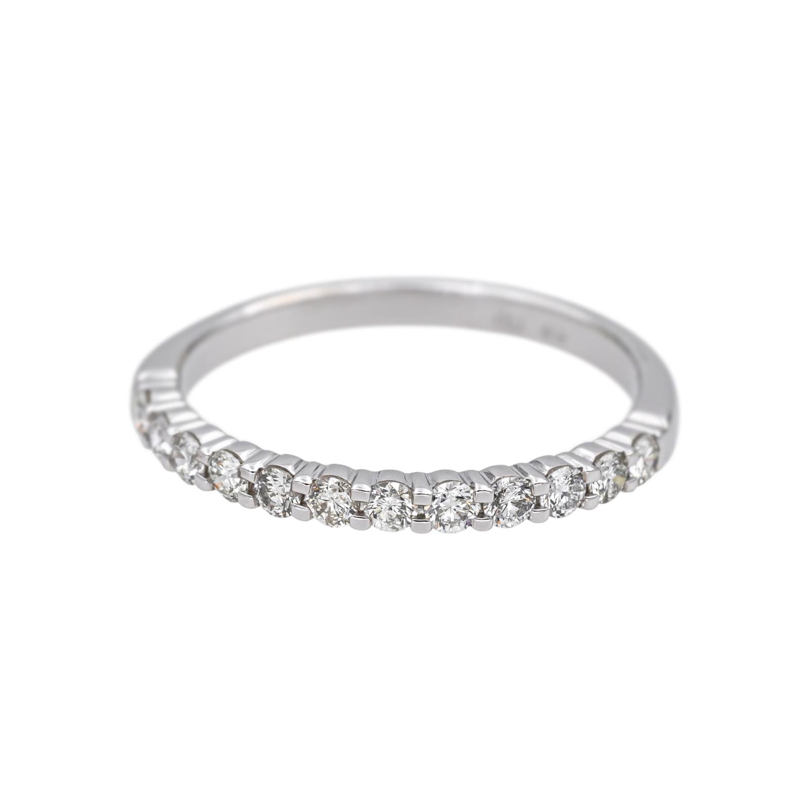 Bague Alliance en or blanc et diamants