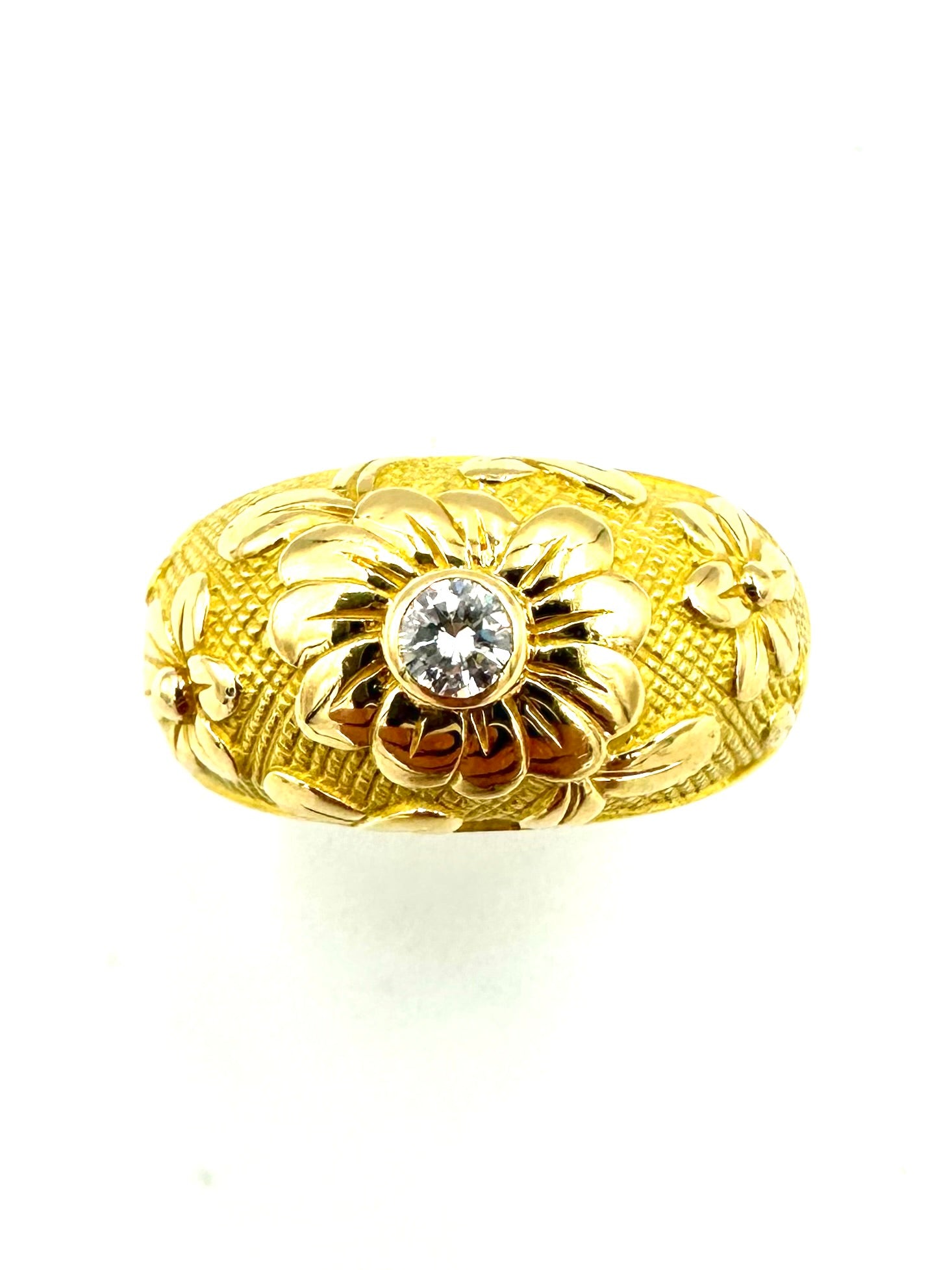 VAN CLEEF & ARPELS ring in yellow gold with diamonds