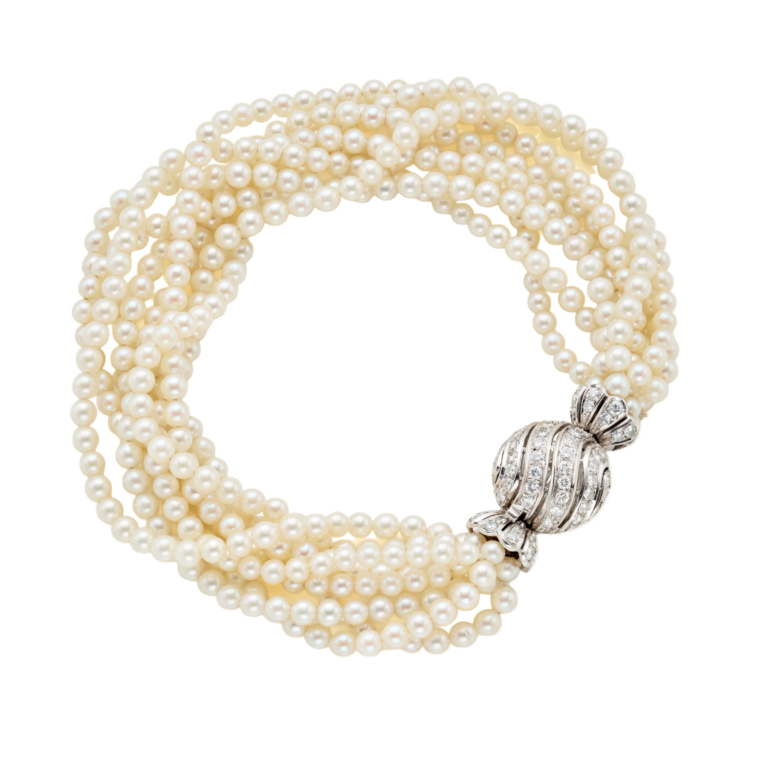 White gold bracelet with pearls and diamonds