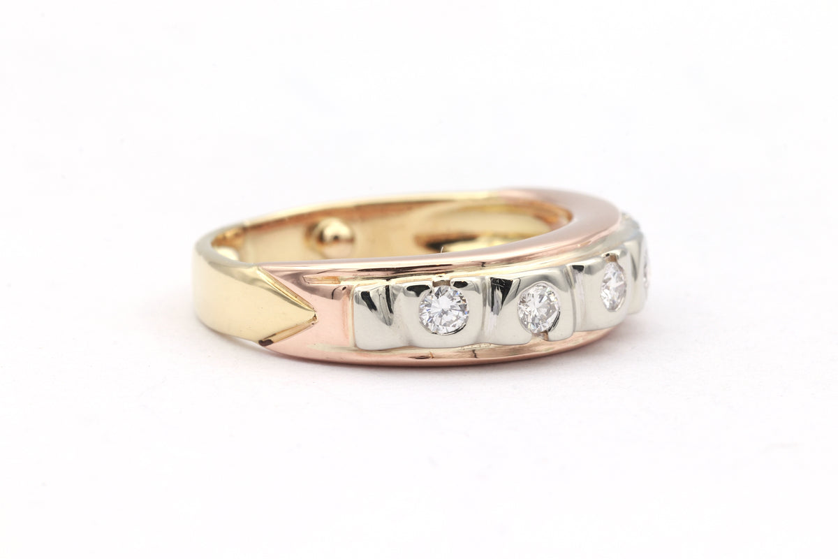 Wedding Bands in White gold, Yellow gold, Rose gold, and Diamonds