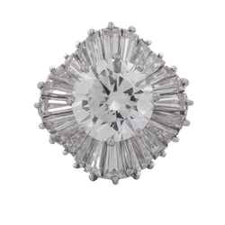 Entourage Ring in Platinum and Diamonds
