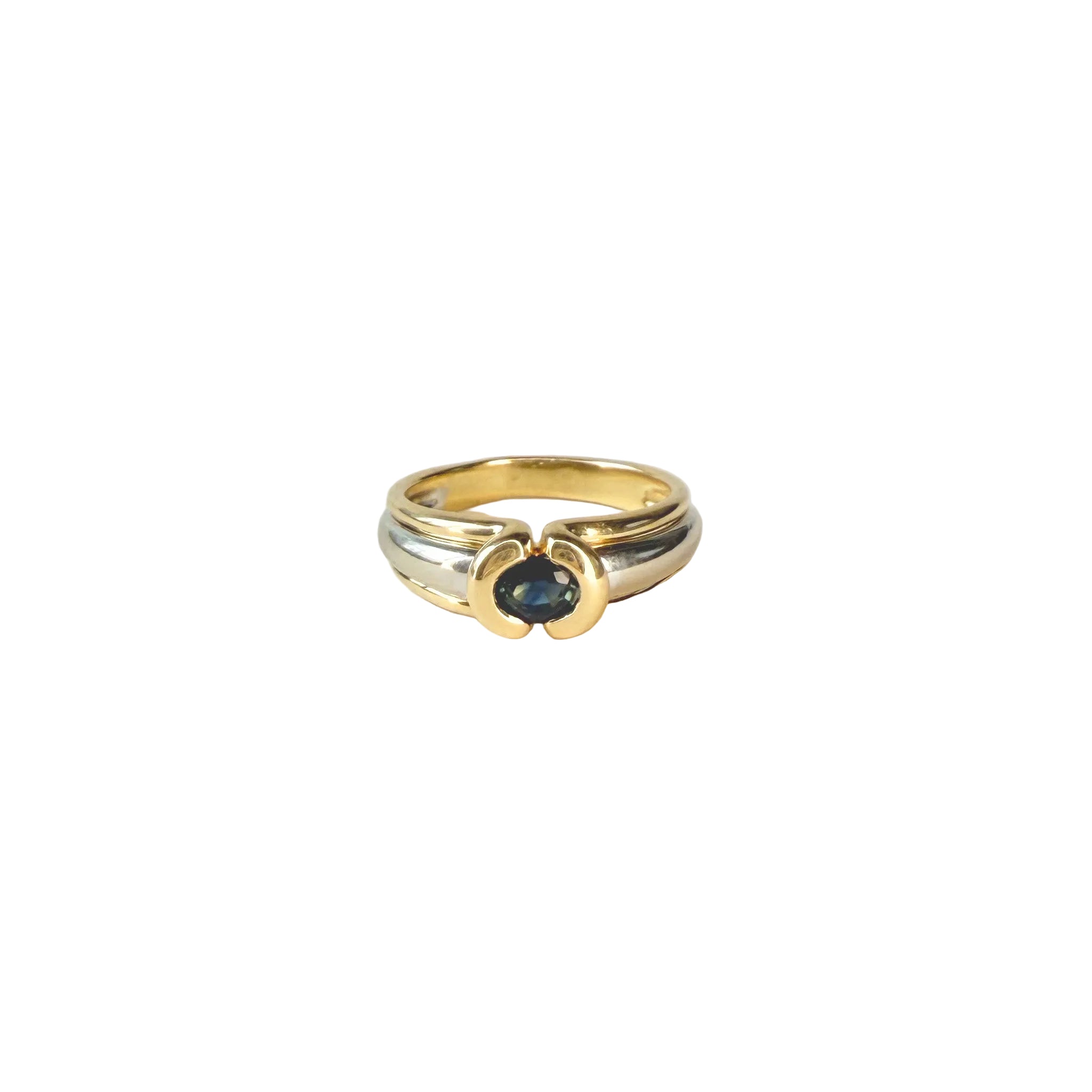 Bangle Ring in Yellow gold, White gold, and Sapphire