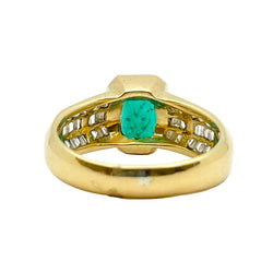 Yellow Gold Solitaire Ring with Emerald and Diamonds