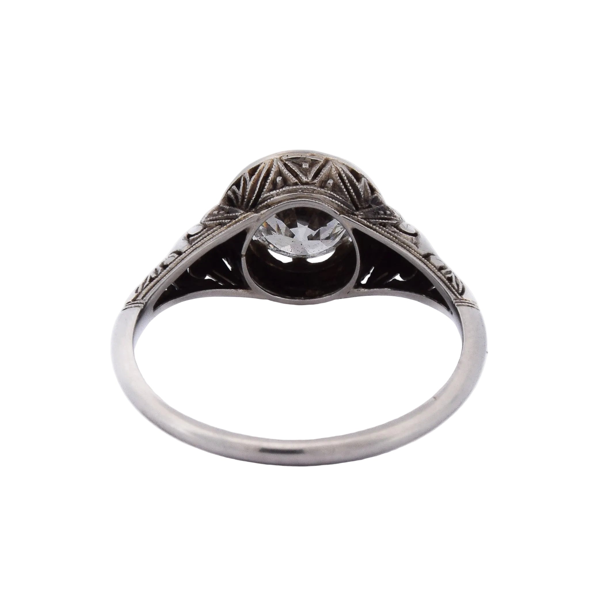 White gold and diamond Solitaire Ring