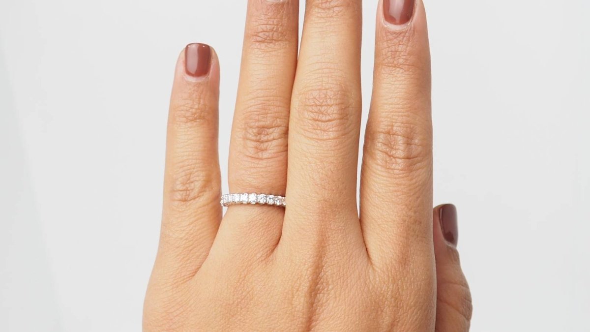 Alliance américaine en or blanc et diamants 1,30ct - Castafiore