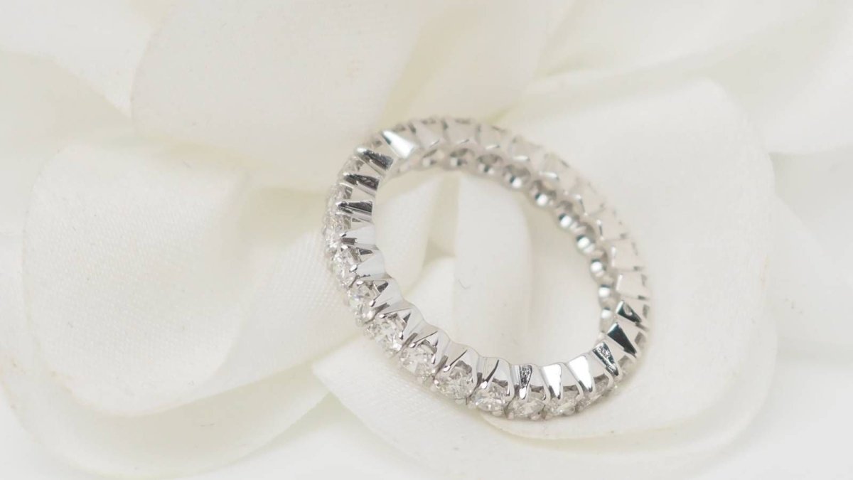 Alliance américaine en or blanc et diamants 1,30ct - Castafiore