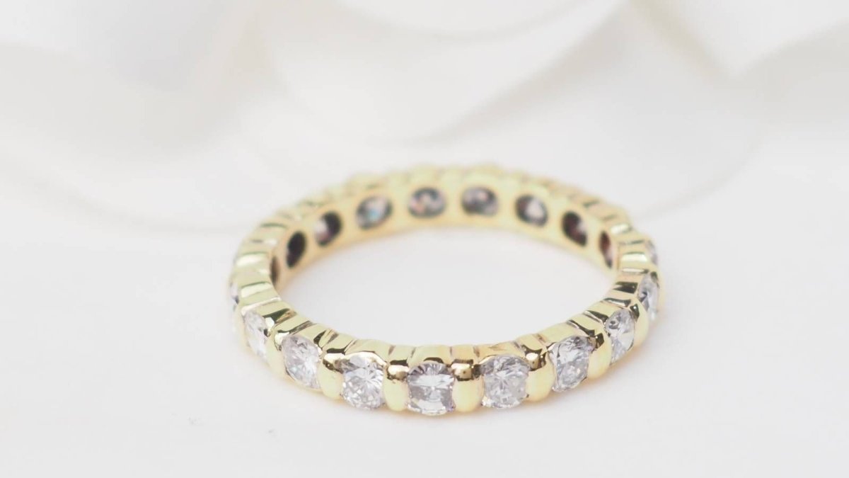 Alliance américaine en or jaune et diamants 1.33ct - Castafiore
