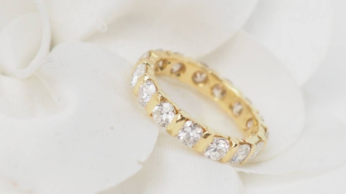 Alliance américaine en or jaune et diamants 2,40cts - Castafiore