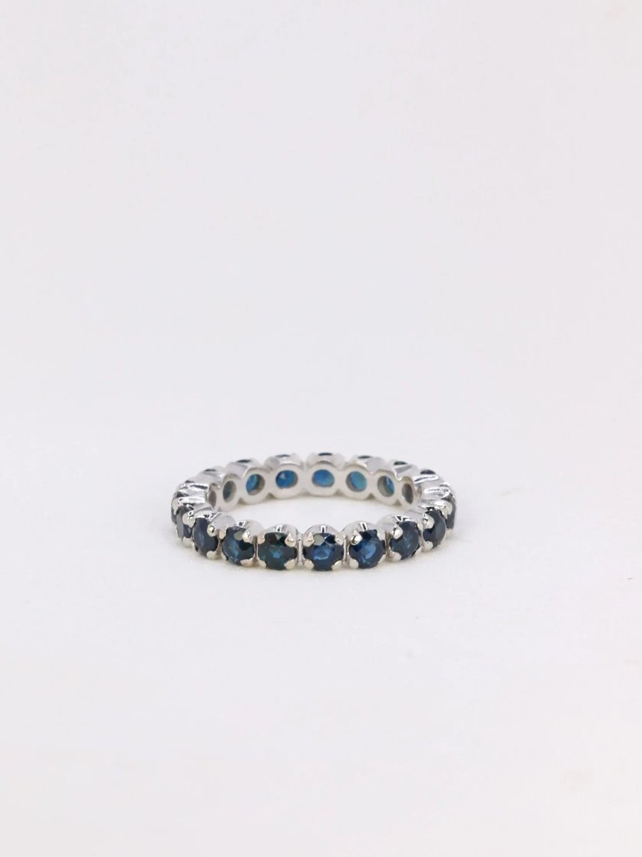 Alliance américaine vintge en or blanc et saphirs - Castafiore