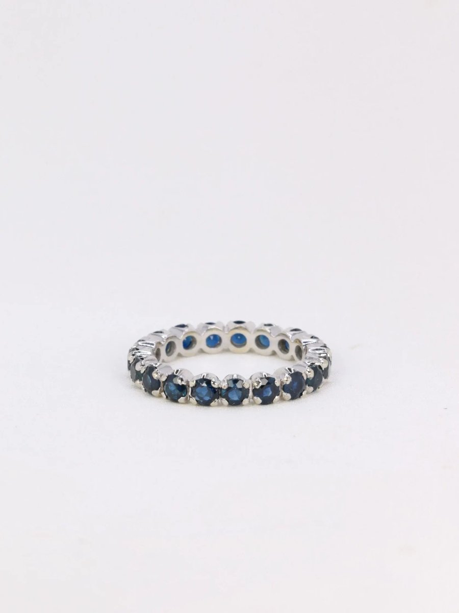 Alliance américaine vintge en or blanc et saphirs - Castafiore