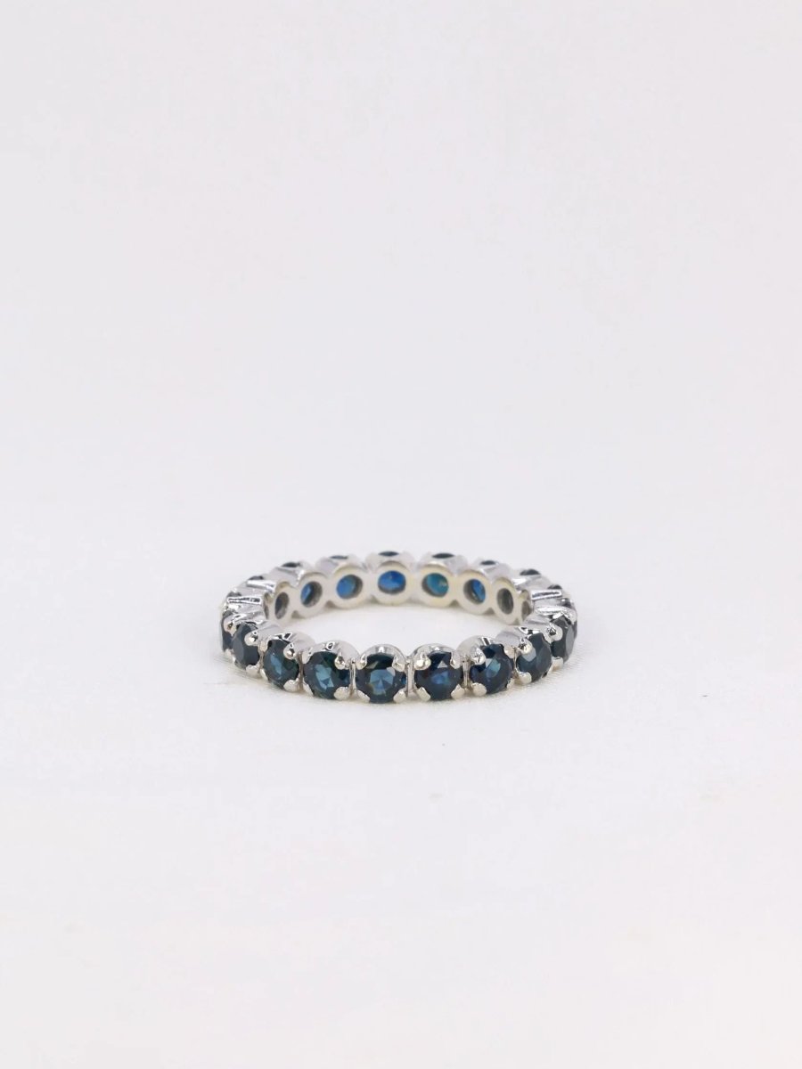 Alliance américaine vintge en or blanc et saphirs - Castafiore