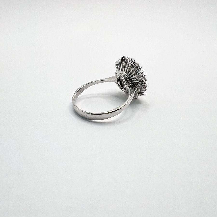 Anello oro 18 kt con diamanti e zaffiro naturale - Castafiore