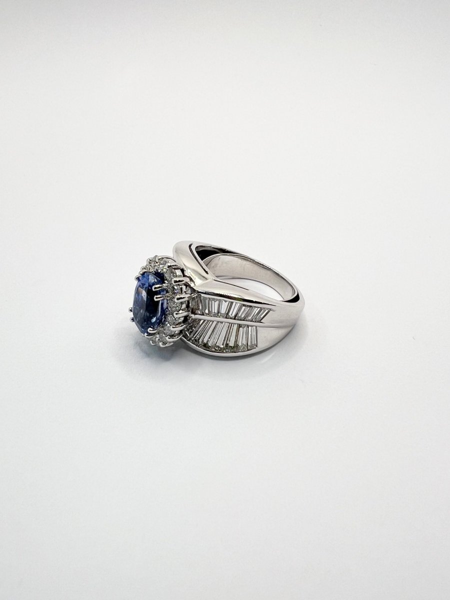 Anello oro 18 kt con diamanti e zaffiro naturali - Castafiore
