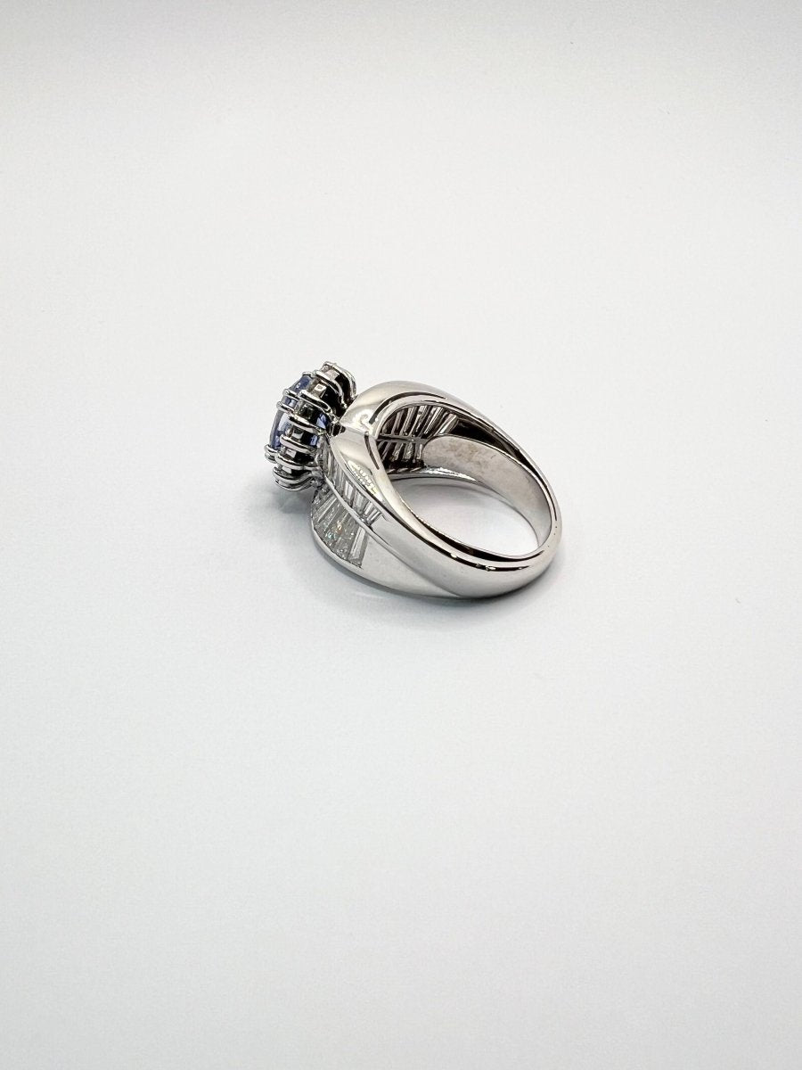 Anello oro 18 kt con diamanti e zaffiro naturali - Castafiore