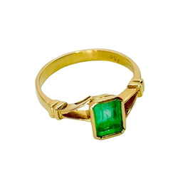 ANILLO DE ORO CON ESMERALDA NATURAL CORTE ESMERALDA - Castafiore