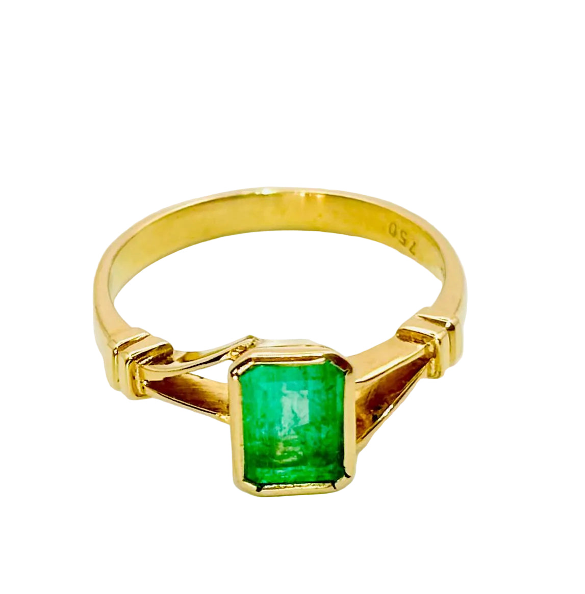 ANILLO DE ORO CON ESMERALDA NATURAL CORTE ESMERALDA - Castafiore