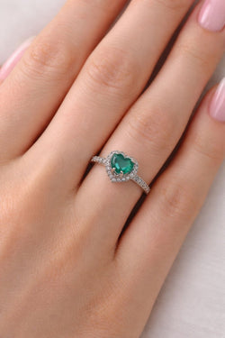 ANILLO EN FORMA DE CORAZON CON ESMERALDA NATURAL CERTIFICADA MUZO COLOMBIA - Castafiore