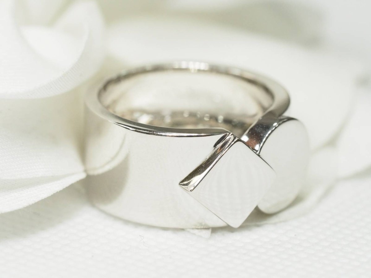 Anneau Fred en or blanc