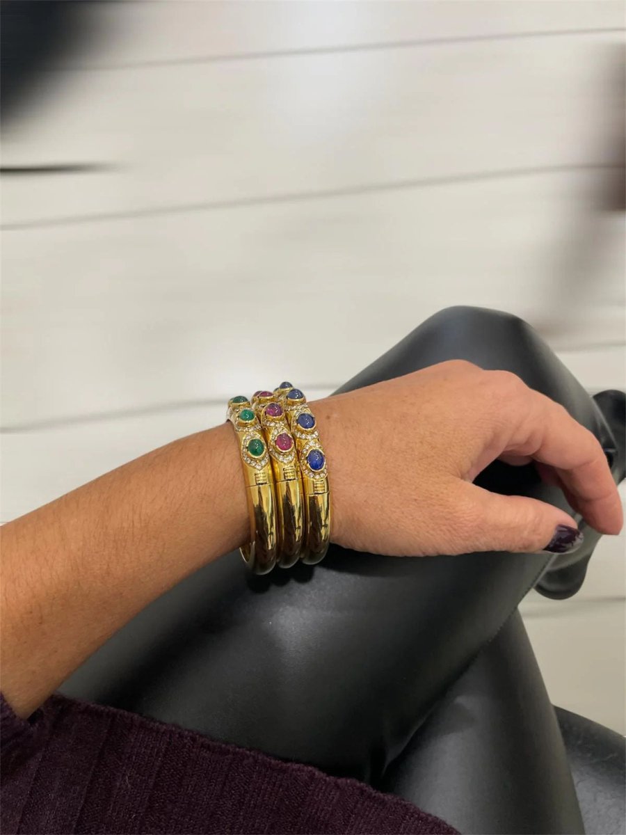 Arcese Rome Diamonds, Sapphire, Ruby, Emerald Gold Trio Of Bangle Bracelets - Castafiore