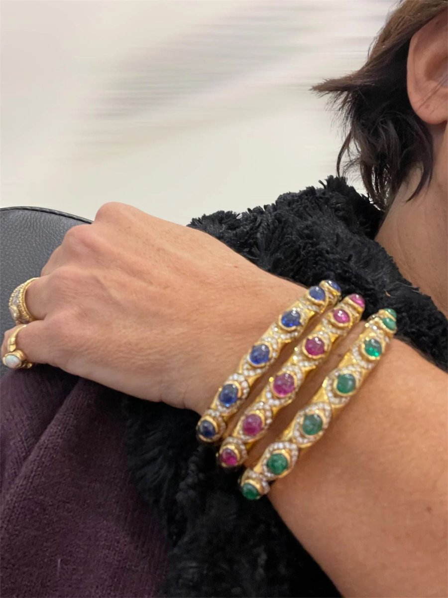 Arcese Rome Diamonds, Sapphire, Ruby, Emerald Gold Trio Of Bangle Bracelets - Castafiore
