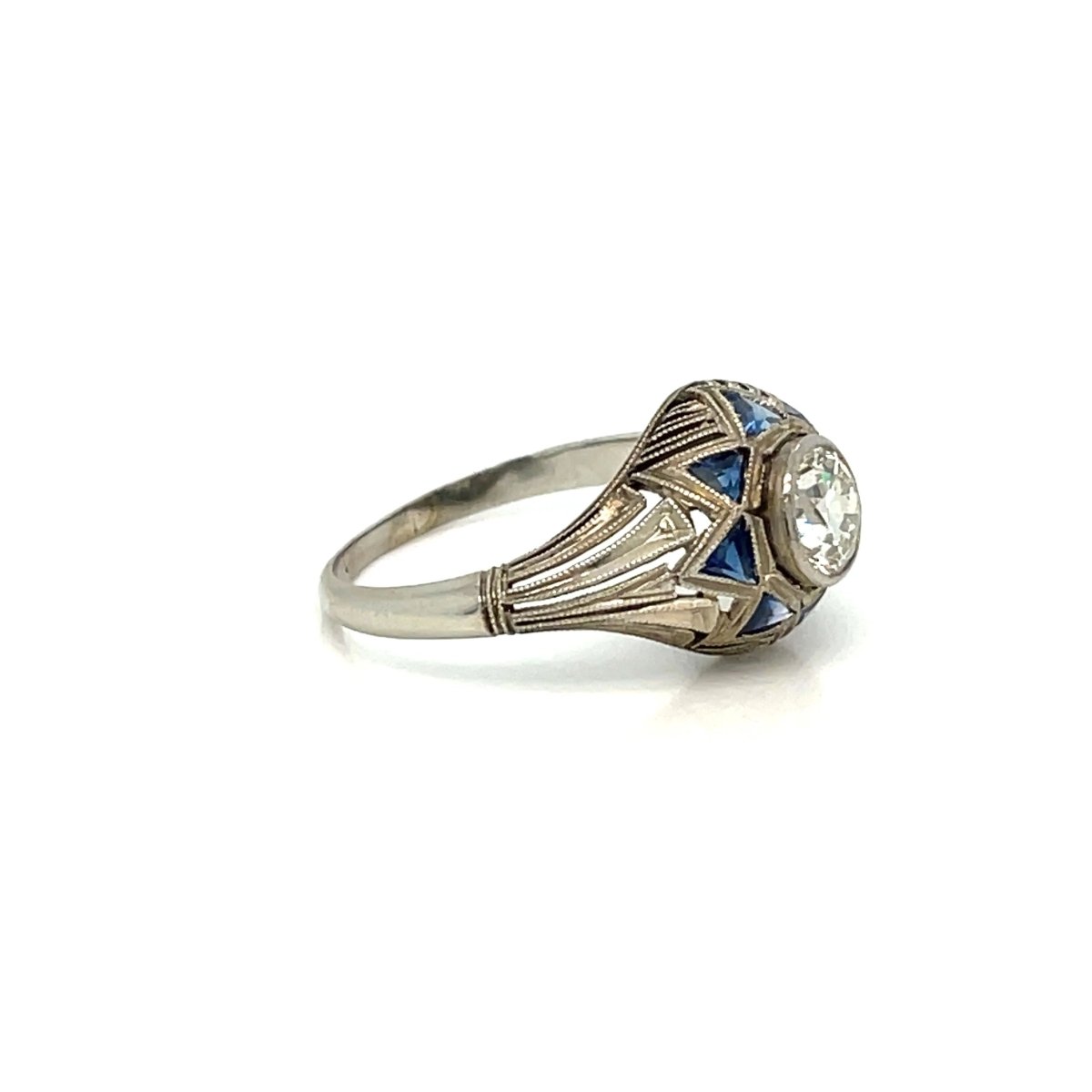 Art Deco 0.80 Carat Diamond Sapphire Filigree Ring - Castafiore