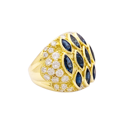 Bague vintage en or jaune, saphirs et diamants.