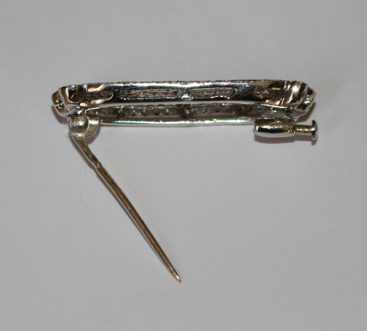 Art Deco-style brooch-barrette in white gold and diamonds