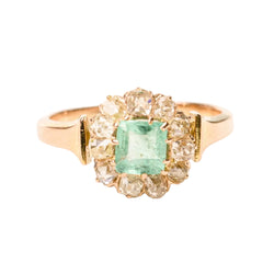 Marguerite Ring in Yellow Gold, Emerald, and Diamonds