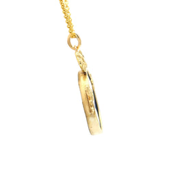 Yellow gold pendant with a cameo
