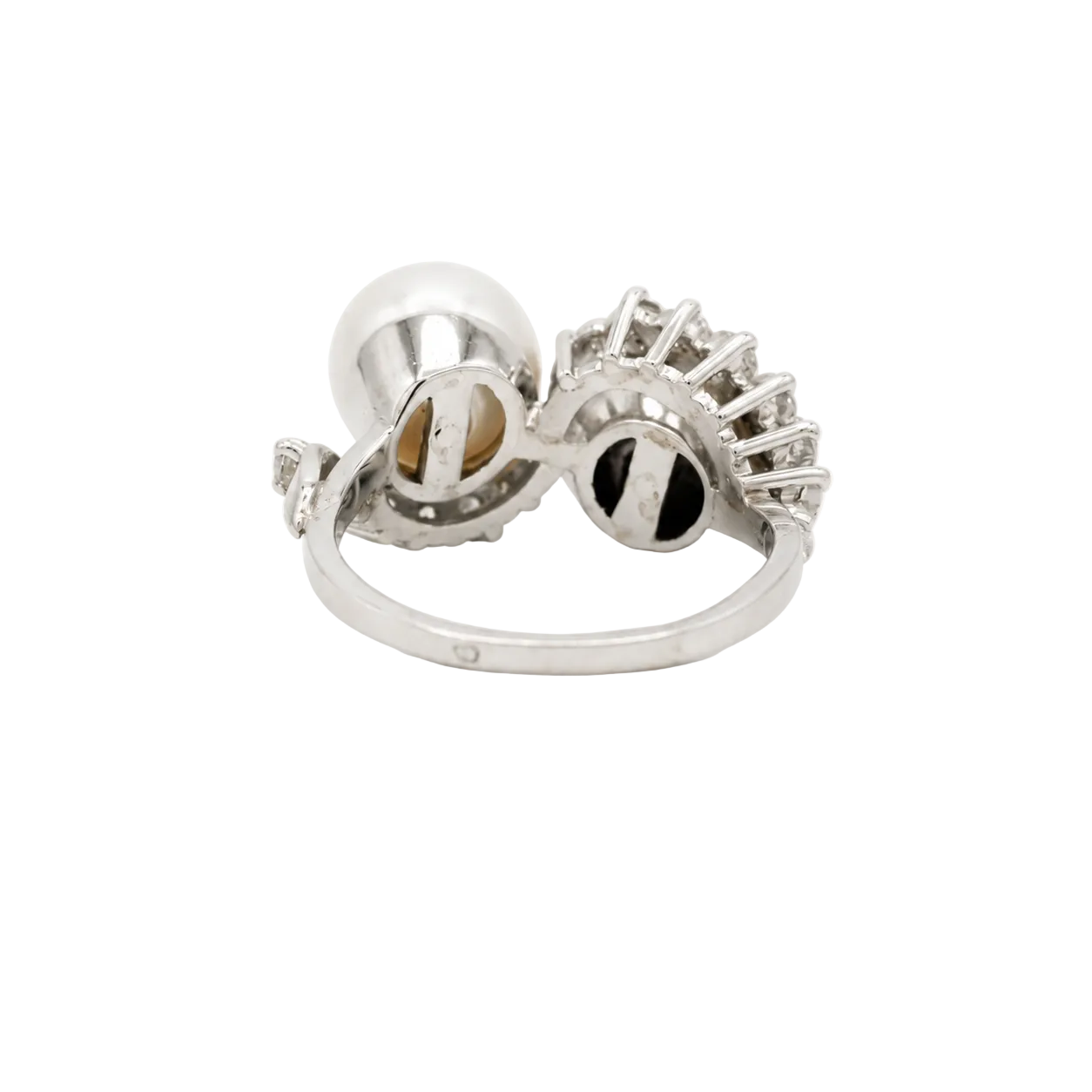 Bague Toi & Moi en or blanc, perles et diamants