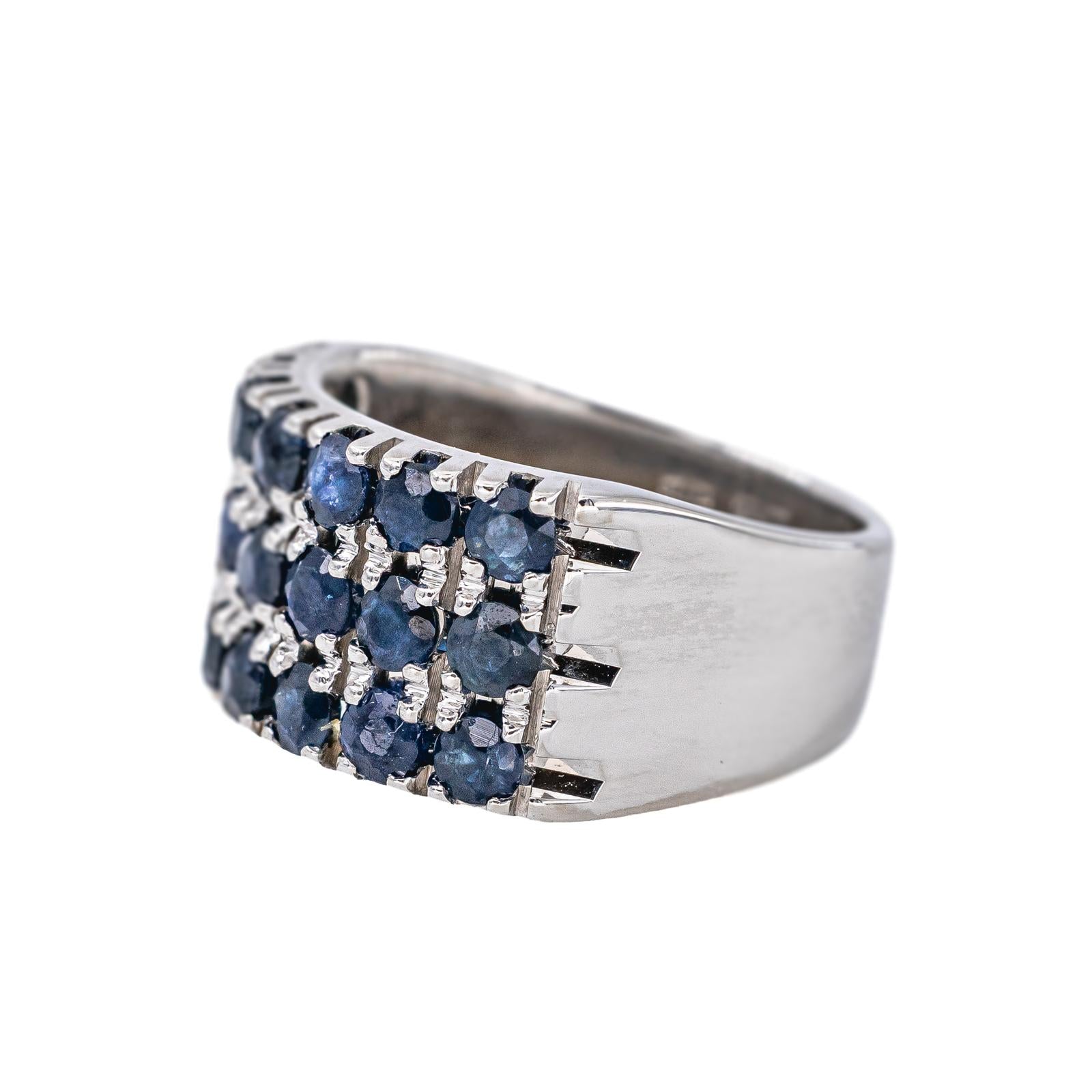 White gold Sapphire Band Ring