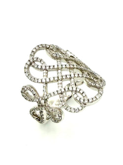 MESSIKA. "Promess" Collection, 18K white gold ring with diamonds