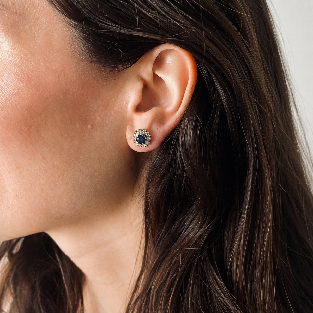 Earrings in Yellow Gold, Platinum, Sapphires, and Diamonds